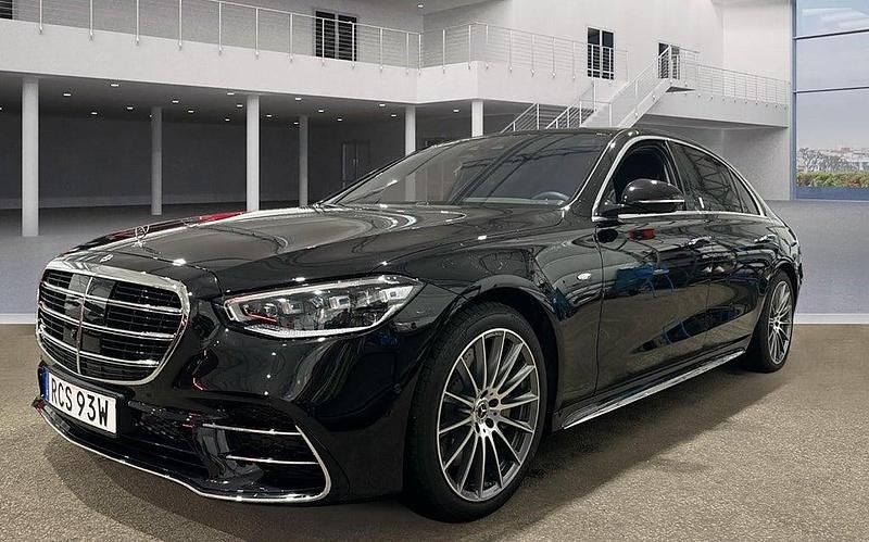 Svart Begagnad 2025 Mercedes S580 Premium Plus Sedan | 1 349 000 kr - Bild 1/4