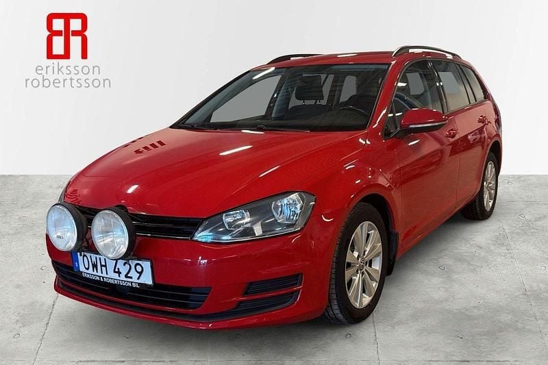 Röd Begagnad 2016 VW Golf VII Kombi | 129 900 kr (Lite dyr) - Bild 1/4