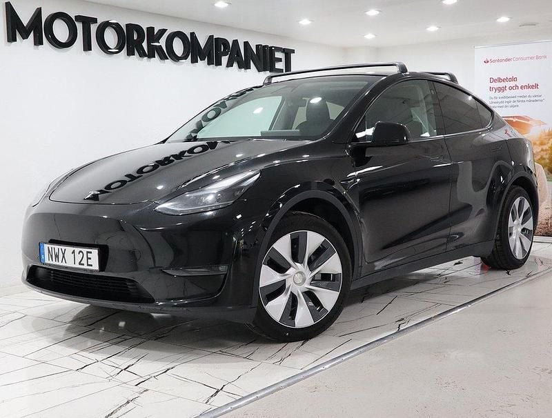 Svart Begagnad 2022 Tesla Model Y Long Range AWD SUV | 389 900 kr - Bild 1/4
