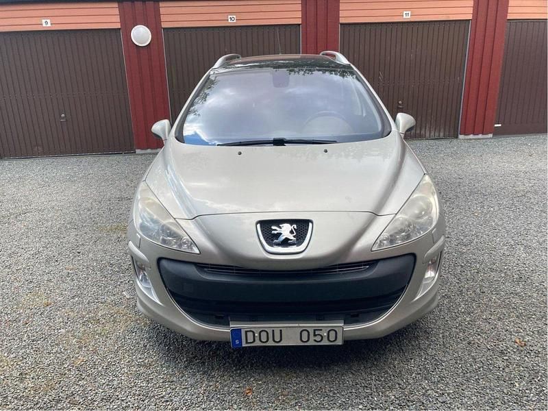 Grå Begagnad 2009 Peugeot 308 Kombi | 20 000 kr - Bild 1/4