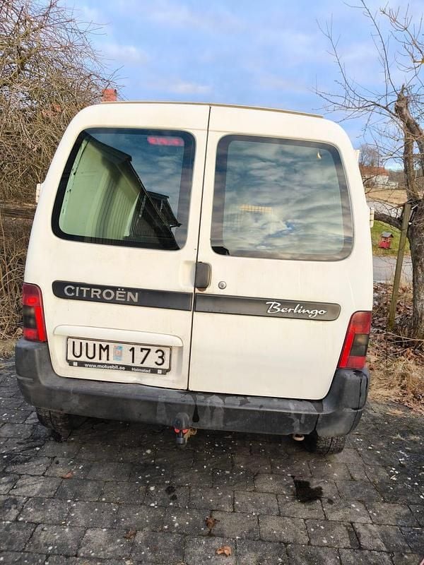 Begagnad Citroën Berlingo 69 HK (50 kW) 2004 Minibuss