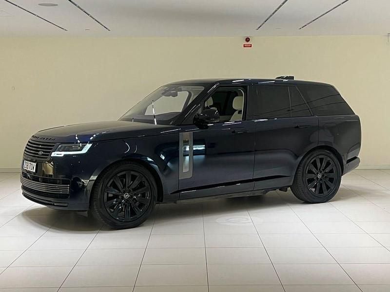 Begagnad Land Rover Range Rover 510 HK (375 kW) 2023 Constellation blue metallic ( sv lack) SUV