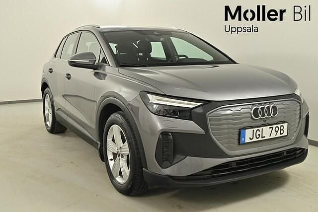 Begagnad Audi Q4 e-tron Proline 150 kW (204 HK) 2023 Grå SUV