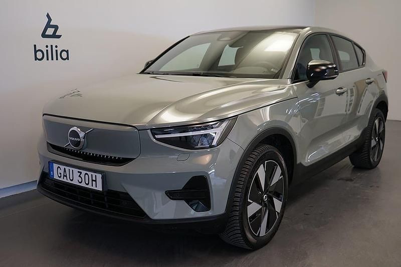 Grön Begagnad 2023 Volvo EC40 Core SUV | 409 500 kr (Superpris) - Bild 1/4