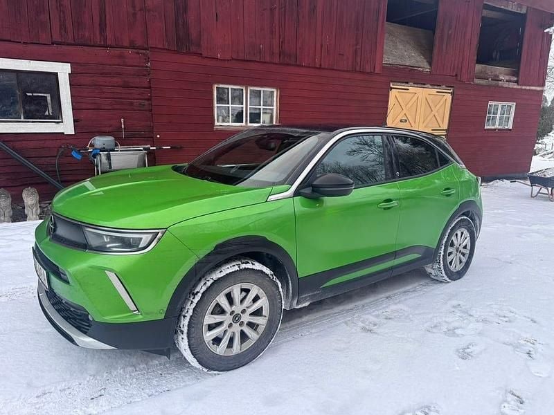 Begagnad 2021 Opel Mokka-e Ultimate SUV | 159 500 kr (Marknadspris) - Bild 1/3