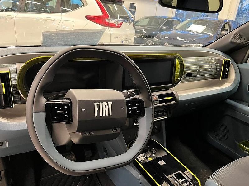 Ny Fiat Grande Panda Icon 102 HK (75 kW) 2025 Blå Halvkombi