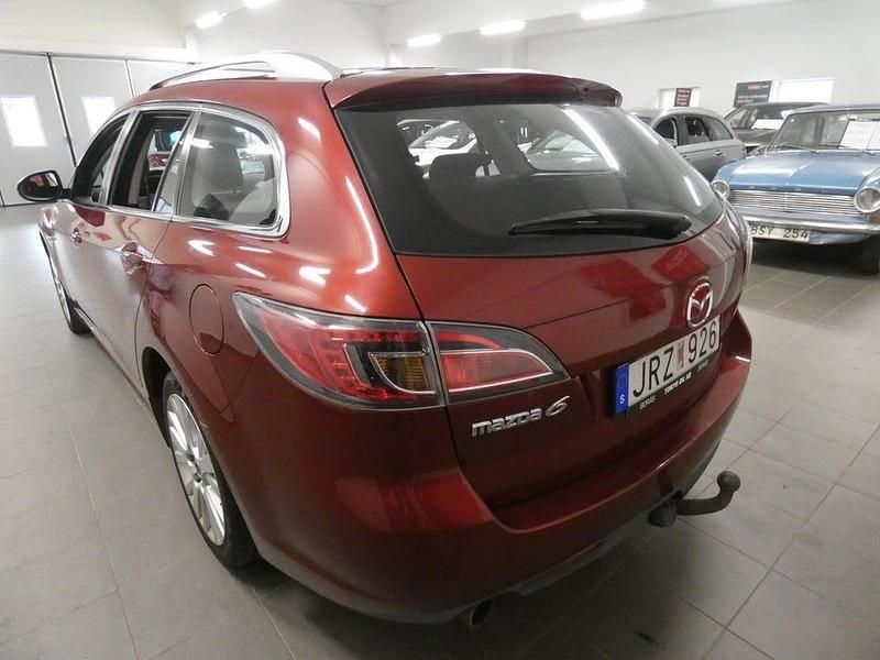 Begagnad Mazda 6 Comfort 146 HK (107 kW) 2008 Röd Kombi