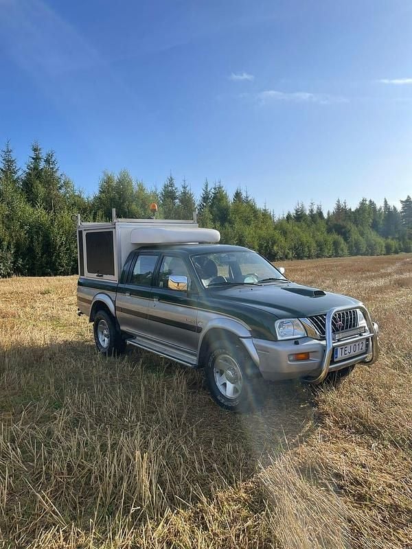 Begagnad 2002 Mitsubishi L200 Pickup | 69 000 kr - Bild 1/4