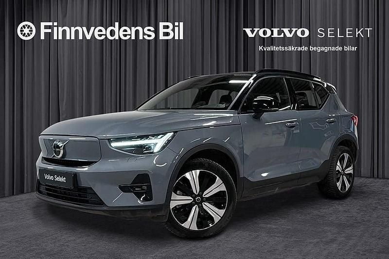 Grå Begagnad 2022 Volvo XC40 Plus SUV | 354 000 kr - Bild 1/4