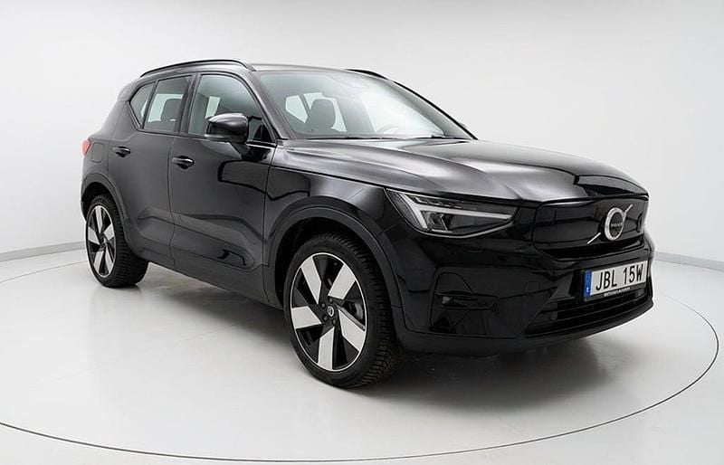Begagnad Volvo XC40 Ultimate 185 kW (252 HK) 2022 Svart SUV