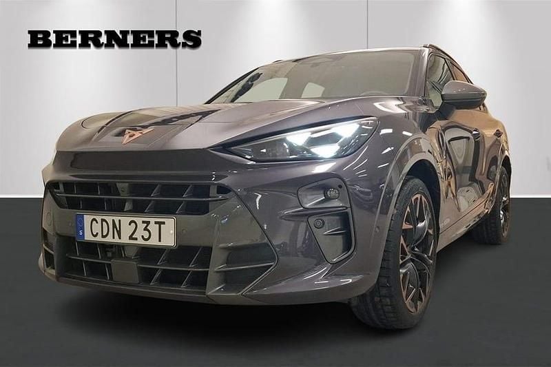 Grå Begagnad 2025 Cupra Terramar VZ SUV | 514 900 kr - Bild 1/4