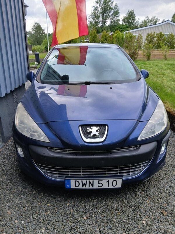 Blå Begagnad 2008 Peugeot 308 Halvkombi | 40 000 kr (Superpris) - Bild 1/4
