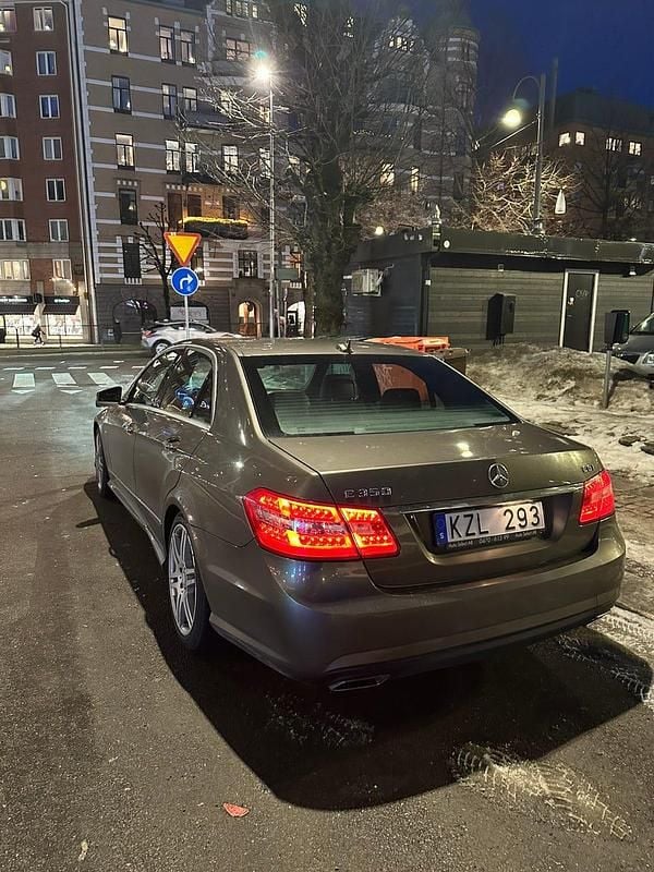 Begagnad Mercedes E350 AMG 292 HK (214 kW) 2011