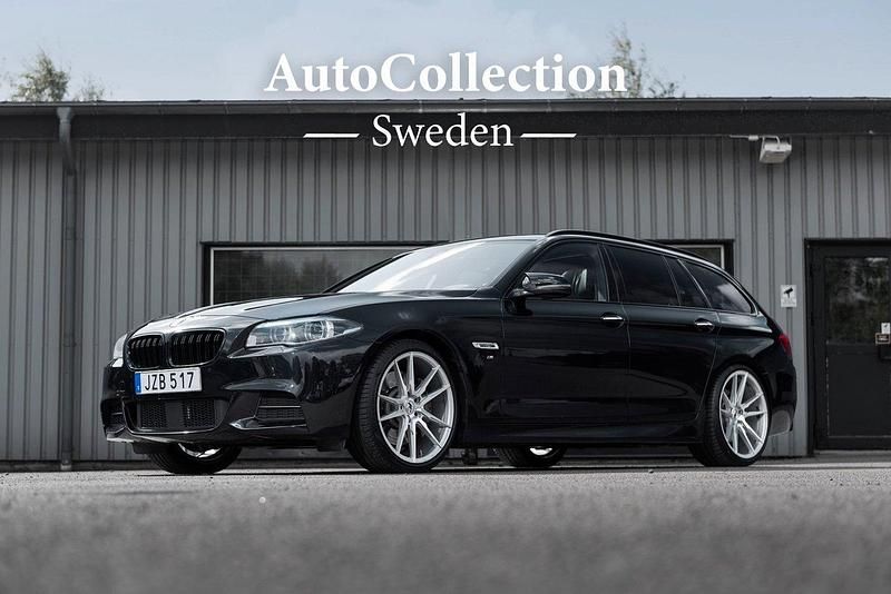Svart Begagnad 2015 BMW M550 Exclusive Sedan | 359 000 kr - Bild 1/4