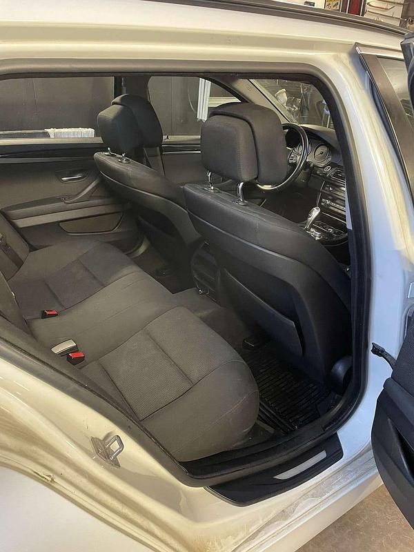 Begagnad BMW 520 184 HK (135 kW) 2011 Kombi