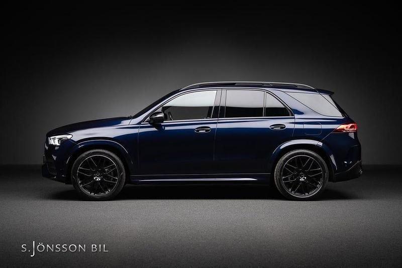 Begagnad Mercedes GLE350 AMG 320 HK (235 kW) 2022 Cavansit blå metallic SUV