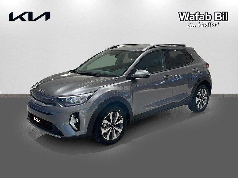 Grå Ny 2025 Kia Stonic 4 SUV | 257 673 kr (Marknadspris) - Bild 1/4