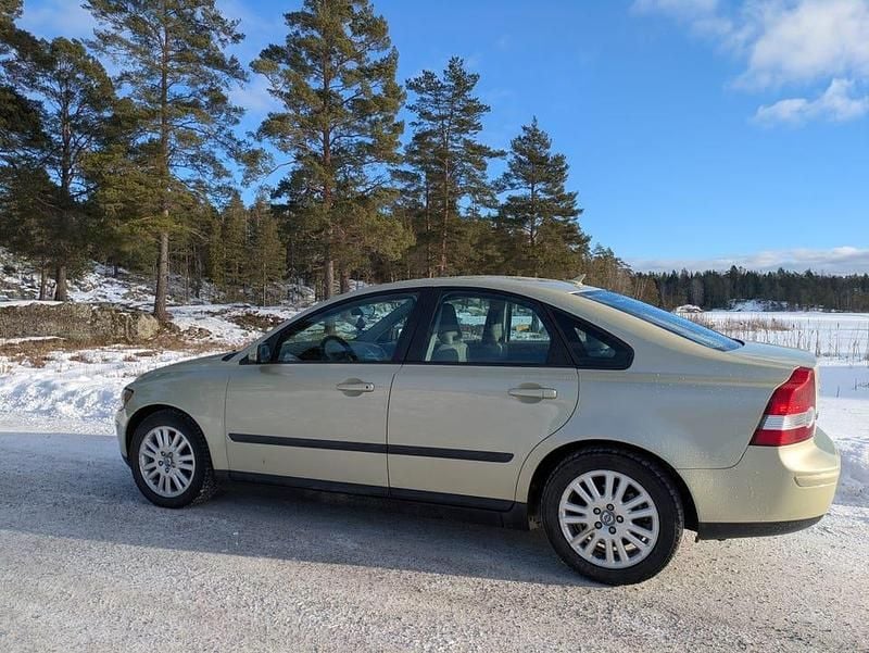 Begagnad Volvo S40 140 HK (102 kW) 2004 Sedan