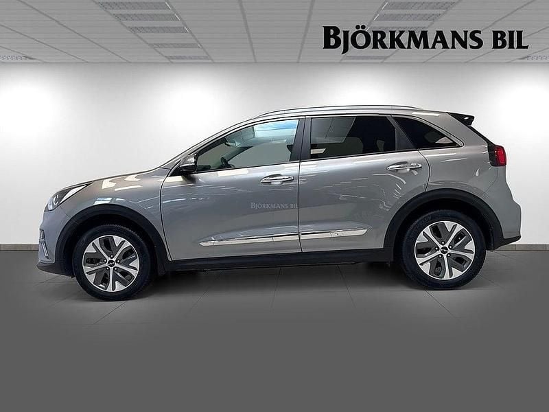 Begagnad Kia e-Niro Advance 150 kW (204 HK) 2021 Grå (/klg/ steel grey) SUV
