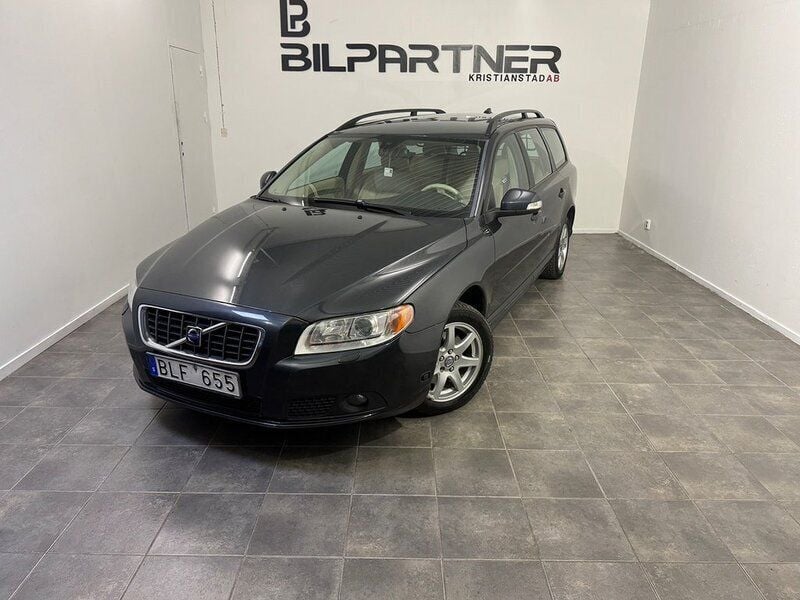 Mörkgrå Begagnad 2008 Volvo V70 Momentum Kombi | 50 000 kr (Bra pris) - Bild 1/4