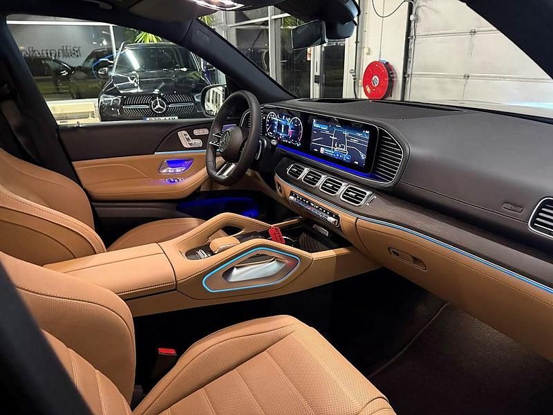 Ny Mercedes GLS450 AMG Line Premium Plus 2025 Svart SUV