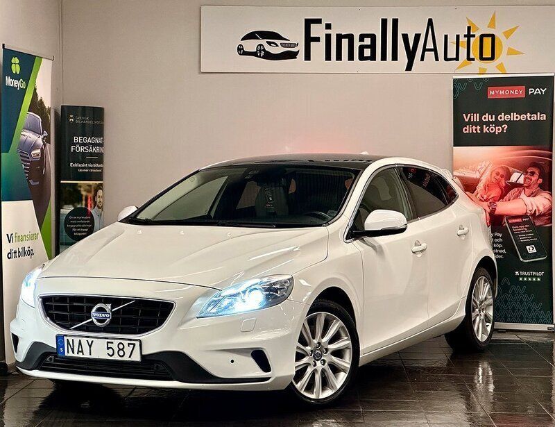 Vit Begagnad 2012 Volvo V40 Summum Kombi | 129 900 kr (Lite dyr) - Bild 1/4