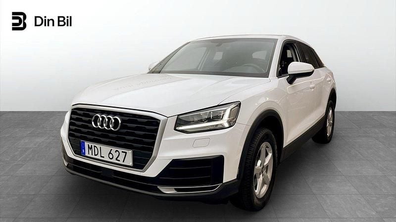 Vit Begagnad 2017 Audi Q2 Proline SUV | 184 000 kr (Marknadspris) - Bild 1/4