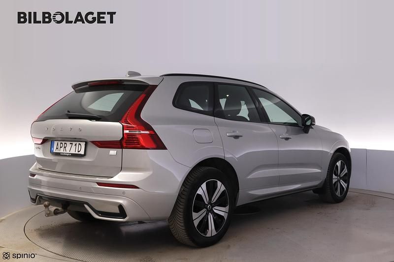Begagnad Volvo XC60 Plus 350 HK (257 kW) 2022 Silver SUV