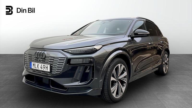Grå (daytonagrå pärleffekt) Begagnad 2024 Audi Q6 e-tron S-Line SUV | 799 000 kr (Lite dyr) - Bild 1/4