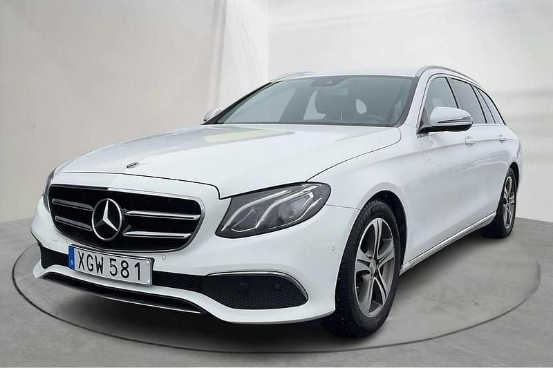 Begagnad Mercedes E200 Avantgarde 150 HK (110 kW) 2019 Vit Kombi