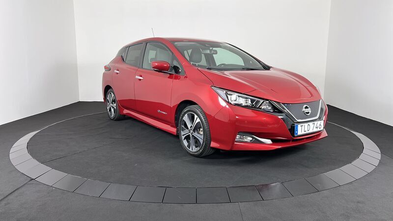 Begagnad Nissan Leaf 109 kW (149 HK) 2018 Halvkombi