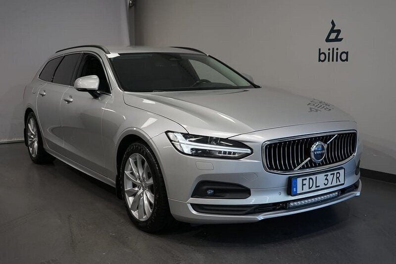 Silver Begagnad 2021 Volvo V90 Momentum Kombi | 314 900 kr (Marknadspris) - Bild 1/3