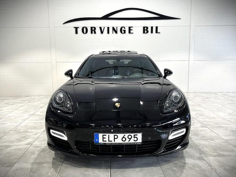 Begagnad Porsche Panamera Sport 551 HK (405 kW) 2012 Svart Halvkombi