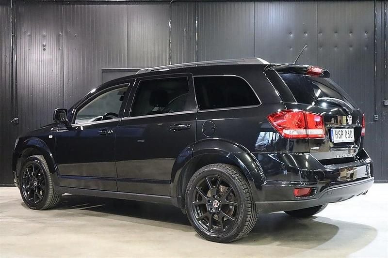 Begagnad Fiat Freemont Sport 170 HK (125 kW) 2015 Svart SUV