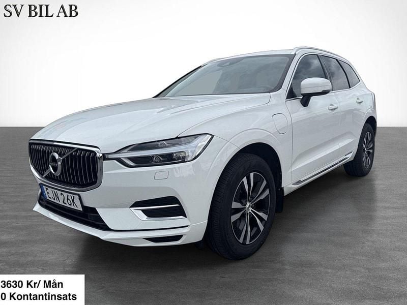 Vit Begagnad 2020 Volvo XC60 Momentum SUV | 349 900 kr (Superpris) - Bild 1/4