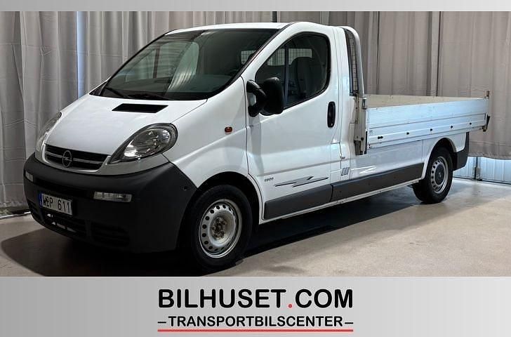 Vit Begagnad 2004 Opel Vivaro Van | 59 000 kr (Marknadspris) - Bild 1/4