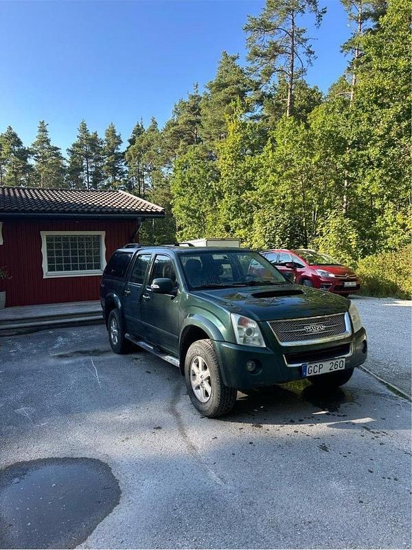 Grön Begagnad 2007 Isuzu D-Max Pickup | 72 000 kr (Bra pris) - Bild 1/4