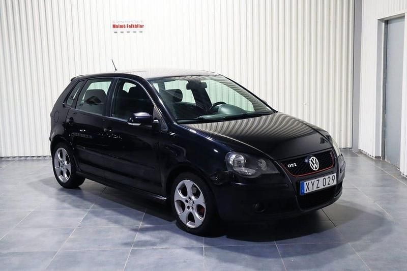 Begagnad VW Polo GTI 150 HK (110 kW) 2006 Svart Halvkombi