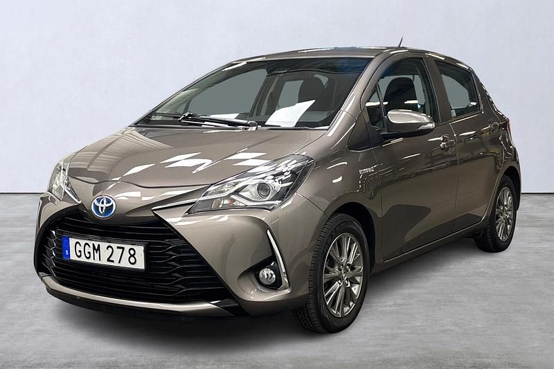 Begagnad Toyota Yaris 2018 Grå