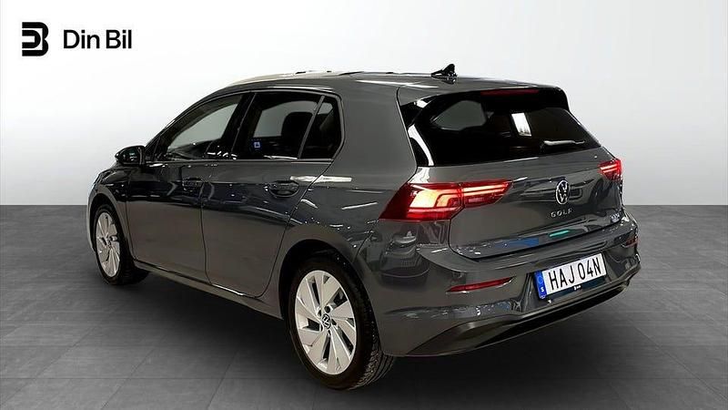 Begagnad VW Golf VIII 150 HK (110 kW) 2025 Dolphin grey metallic Halvkombi