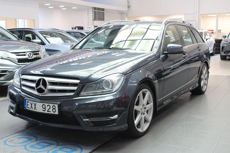 Mörkgrå Begagnad 2013 Mercedes C220 Avantgarde Kombi | 129 900 kr (Marknadspris) - Bild 1/4
