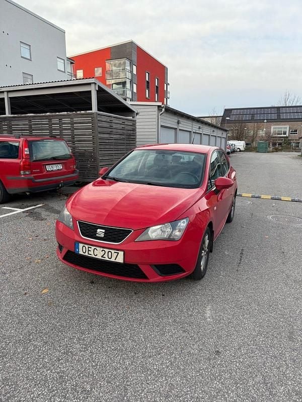 Begagnad 2017 Seat Ibiza Halvkombi | 69 900 kr (Bra pris) - Bild 1/4