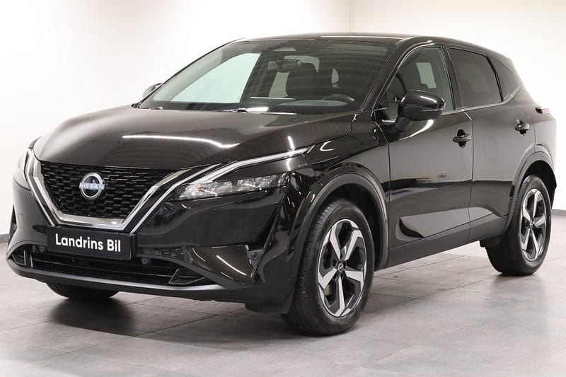 Svart Begagnad 2022 Nissan Qashqai N-Connecta SUV | 279 000 kr (Marknadspris) - Bild 1/4