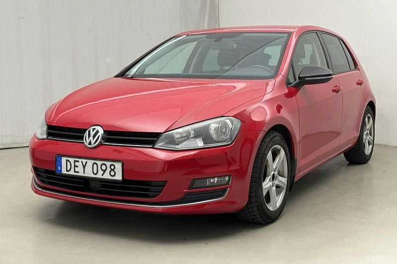 Röd Begagnad 2014 VW Golf VII GT | 100 000 kr (Marknadspris) - Bild 1/4