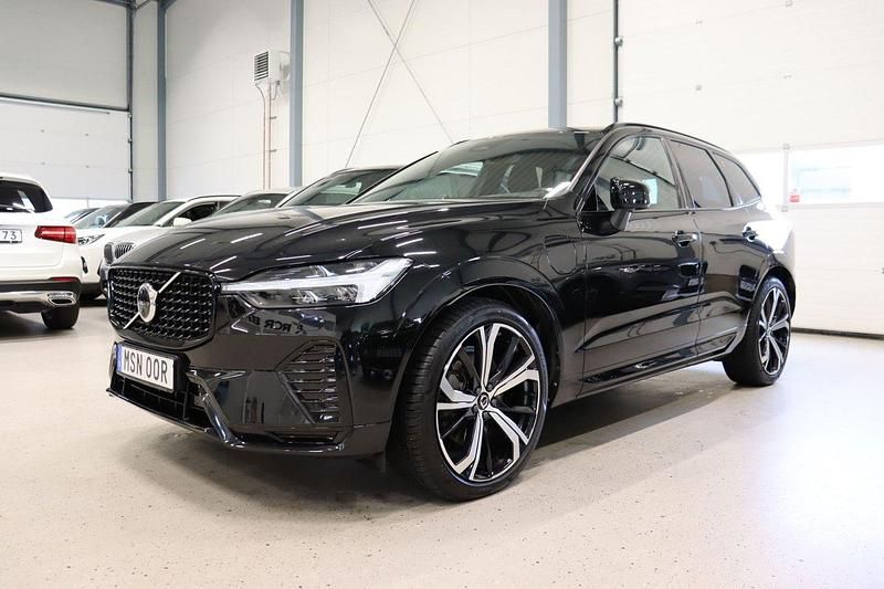Svart Begagnad 2021 Volvo XC60 R-Design SUV | 564 900 kr (Dyr) - Bild 1/4