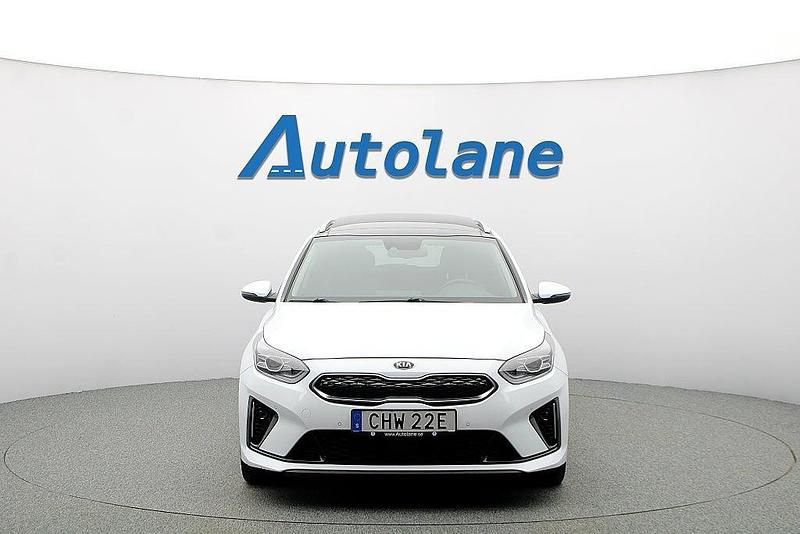 Begagnad Kia Ceed Sportswagon 105 HK (77 kW) 2021 Vit Kombi