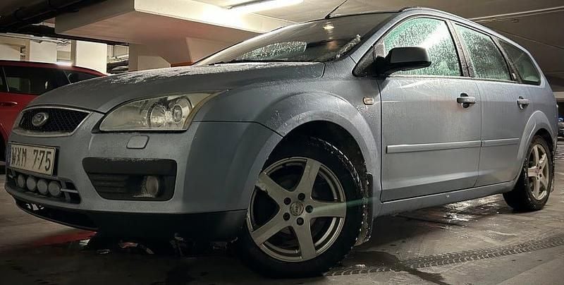 Begagnad 2005 Ford Focus Kombi | 19 000 kr (Marknadspris) - Bild 1/4