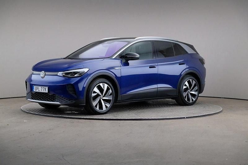 Blå (blue dusk / black (metallic)) Begagnad 2021 VW ID.4 Pro Performance SUV | 295 000 kr (Marknadspris) - Bild 1/4
