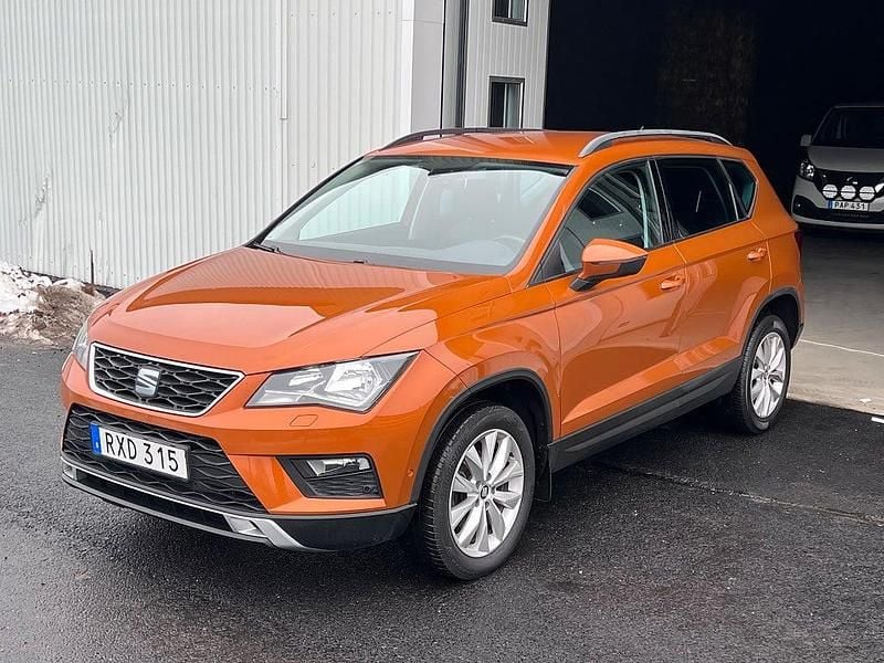 Begagnad Seat Ateca Ecomotive 116 HK (85 kW) 2018 Orange SUV