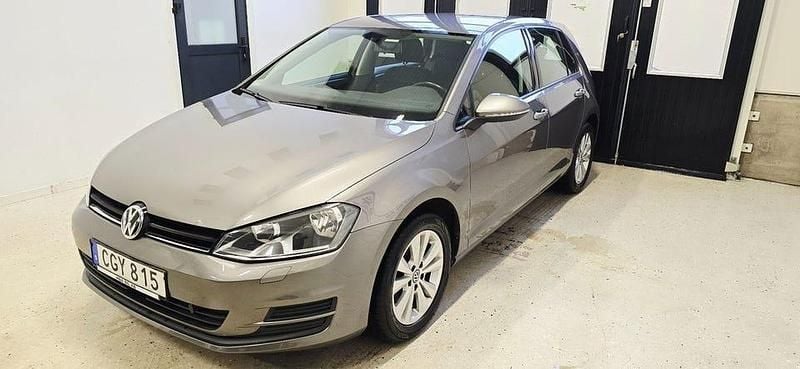 Begagnad VW Golf VII 105 HK (77 kW) 2014 Grå Halvkombi